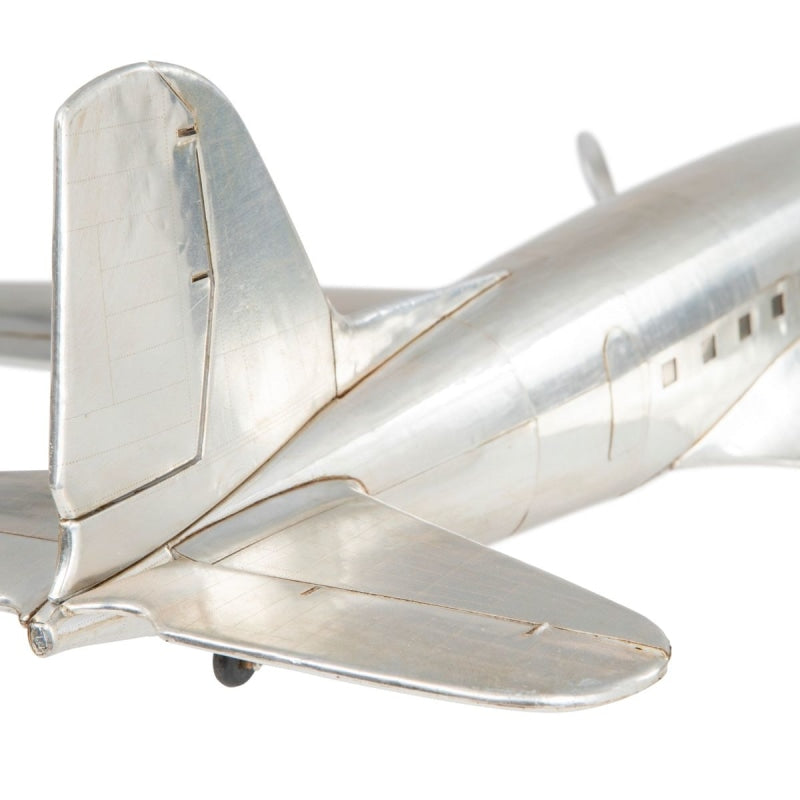 Authentic Models Dakota DC-3