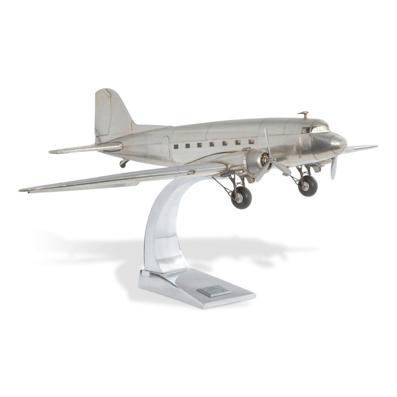 Authentic Models Dakota DC-3